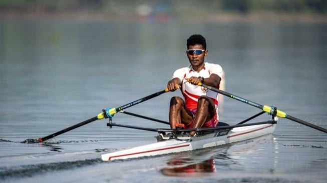 Rendi Raih Emas Keenam SEA Games Pecah Telur Dayung di Thailand Gemilang